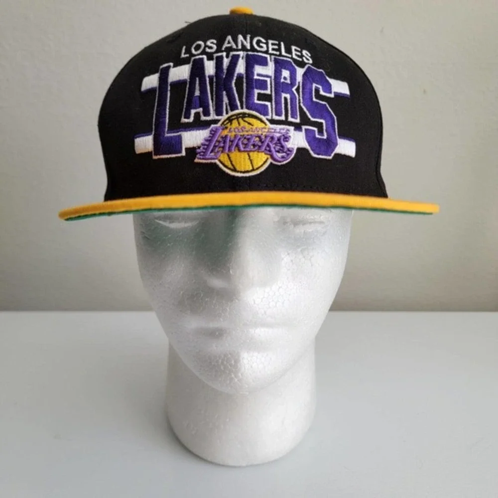 Los Angeles Lakers HWC New Era 9Fifty Snapback Hat Youth Black Yellow